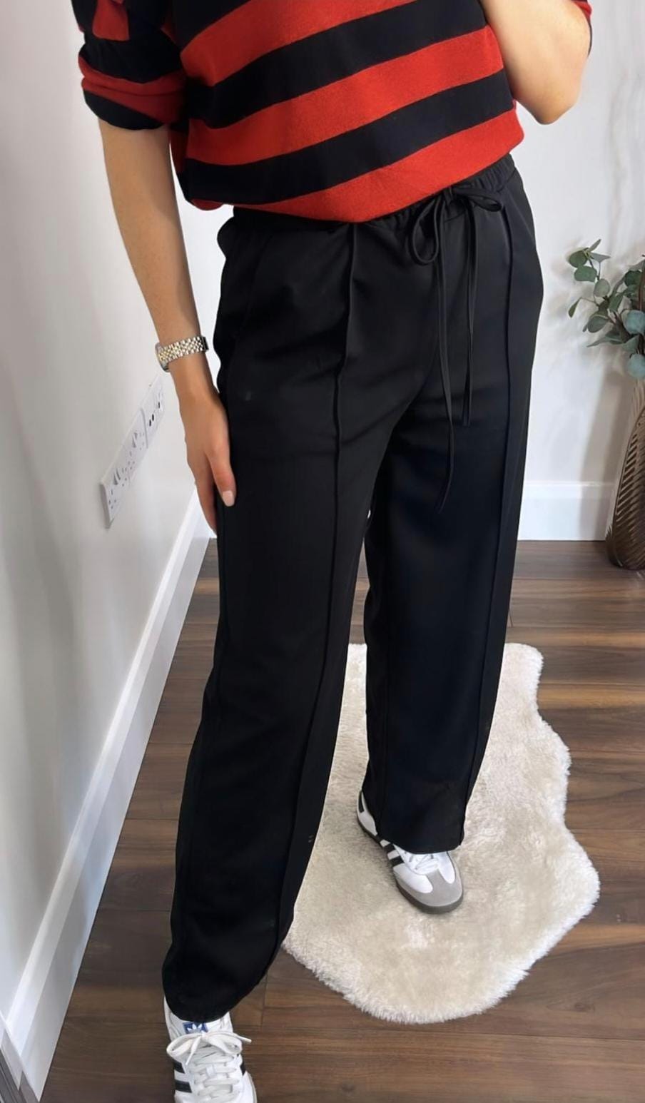 Trousers / Denims