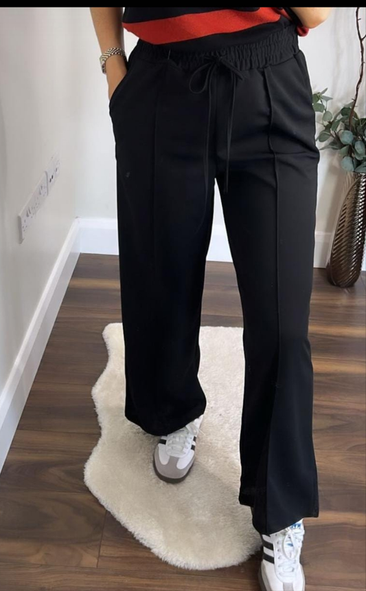 Black trousers